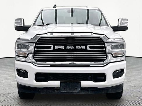 Used 2024 RAM 2500 Laramie AWD/4WD image 3