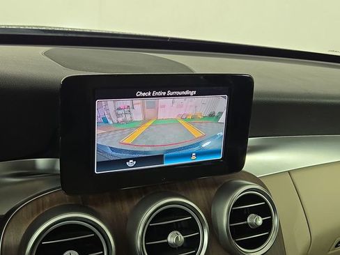 Used 2019 Mercedes-Benz C 300 4MATIC Sedan image 17