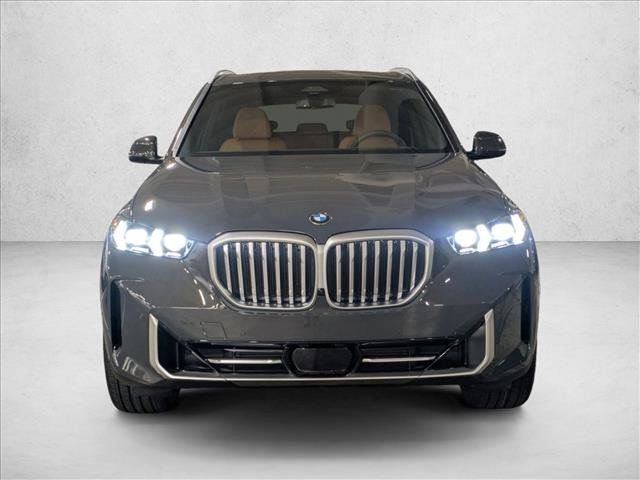 Used 2026 BMW X5 xDrive40i w/ Climate Comfort Package AWD/4WD image 5