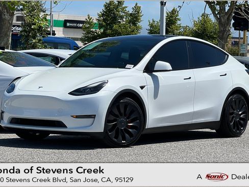 Used 2022 Tesla Model Y Performance AWD/4WD image 1