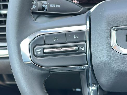 New 2025 GMC Canyon Elevation w/ Convenience Package RWD image 18