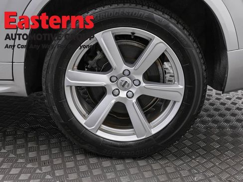 Used 2022 Volvo XC90 T5 Momentum AWD/4WD image 33