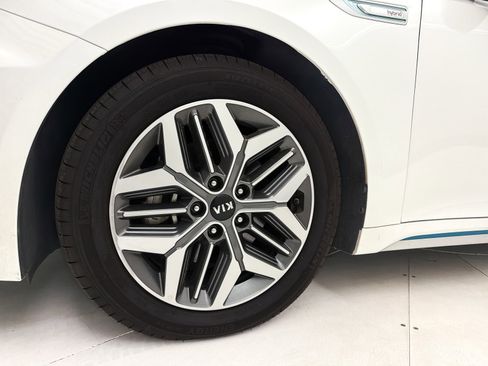 Used 2020 Kia Optima EX image 13