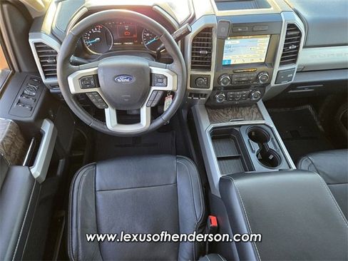 Used 2019 Ford F250 Lariat image 12