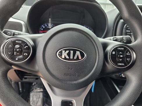 Used 2021 Kia Soul LX FWD image 10