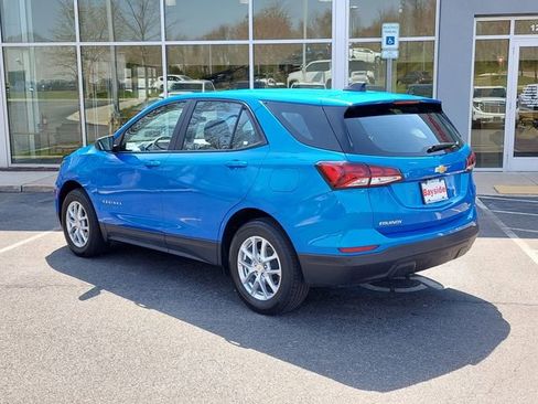 Used 2024 Chevrolet Equinox LS w/ Driver Confidence II Package image 9