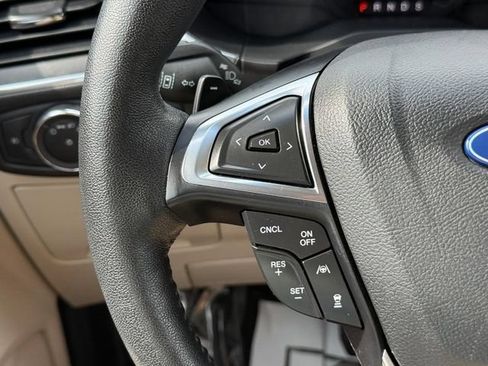 Used 2019 Ford Edge Titanium w/ Cold Weather Package AWD/4WD image 20