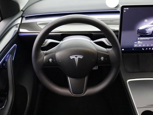 Used 2023 Tesla Model Y Long Range AWD/4WD image 15