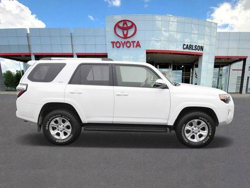 Certified 2024 Toyota 4Runner SR5 Premium image 4
