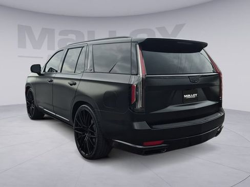 Certified 2024 Cadillac Escalade Premium Luxury Platinum w/ LPO, Floor Liner Package AWD/4WD image 3