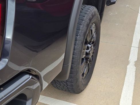 Used 2024 GMC Sierra 3500 Denali Ultimate AWD/4WD image 19