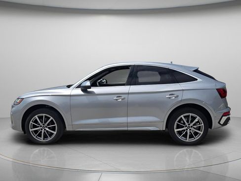 Used 2023 Audi SQ5 Prestige w/ Prestige Package AWD/4WD image 3