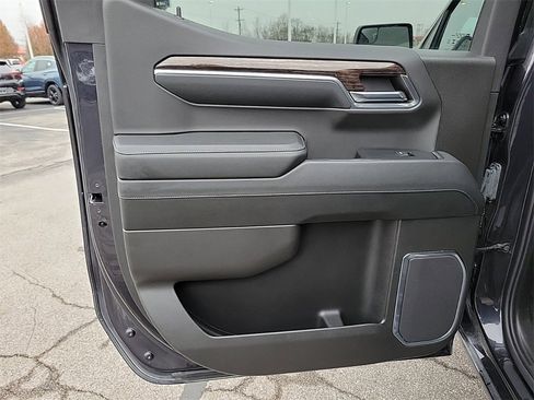 Used 2024 GMC Sierra 1500 Elevation image 13