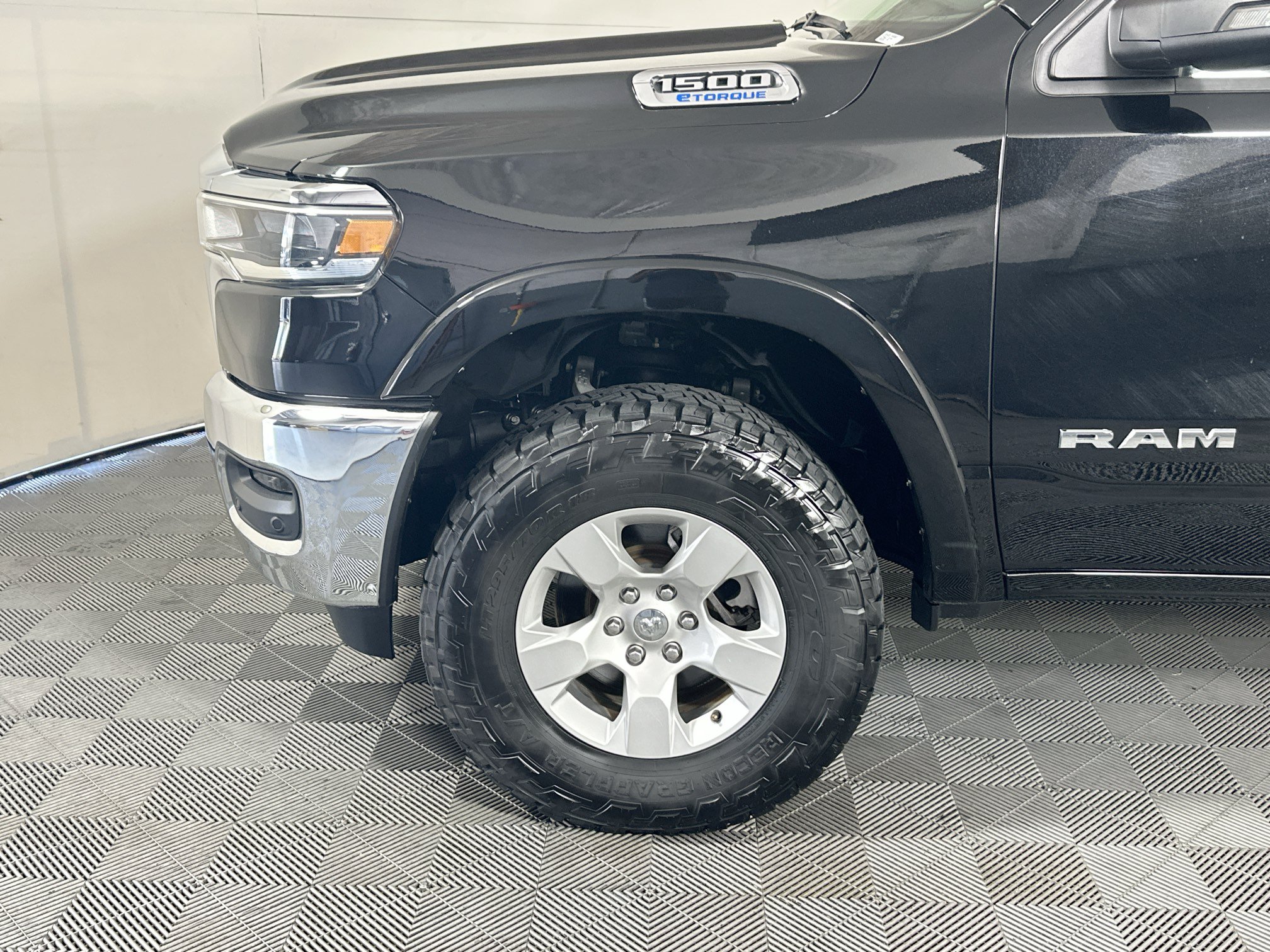 Used 2025 RAM 1500 Big Horn RWD image 11