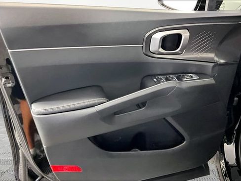 Certified 2026 Kia Sorento S w/ S Panoramic Sunroof Package FWD image 19