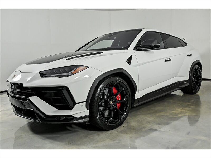 Used 2023 Lamborghini Urus Performante AWD/4WD image 5
