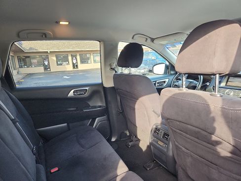 Used 2013 Nissan Pathfinder SV w/ Trailer Tow Pkg image 30