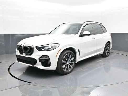 Used 2020 BMW X5 M50i w/ Premium Package AWD/4WD image 1