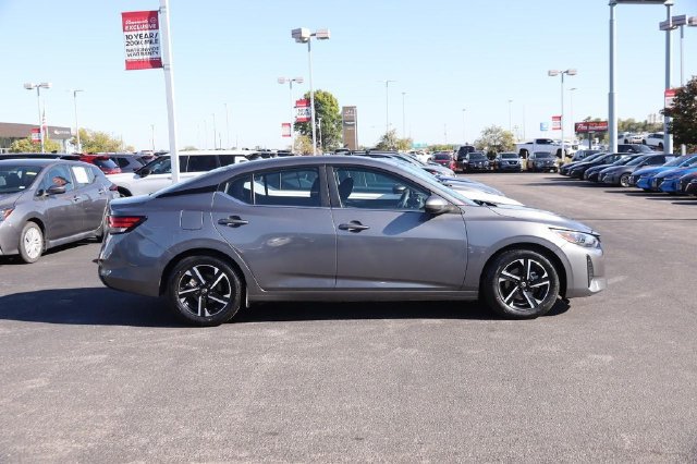 Certified 2024 Nissan Sentra SV FWD image 5