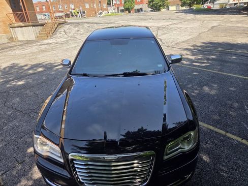 Used 2012 Chrysler 300 Limited RWD image 14