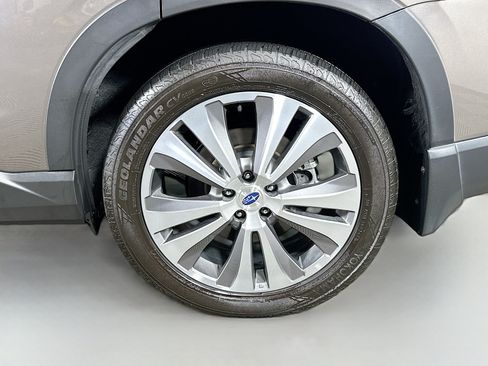 Used 2021 Subaru Ascent Limited w/ Technology Package AWD/4WD image 33