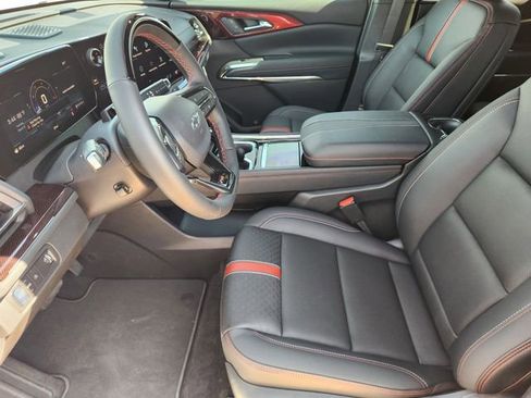 New 2026 Chevrolet Traverse RS image 10