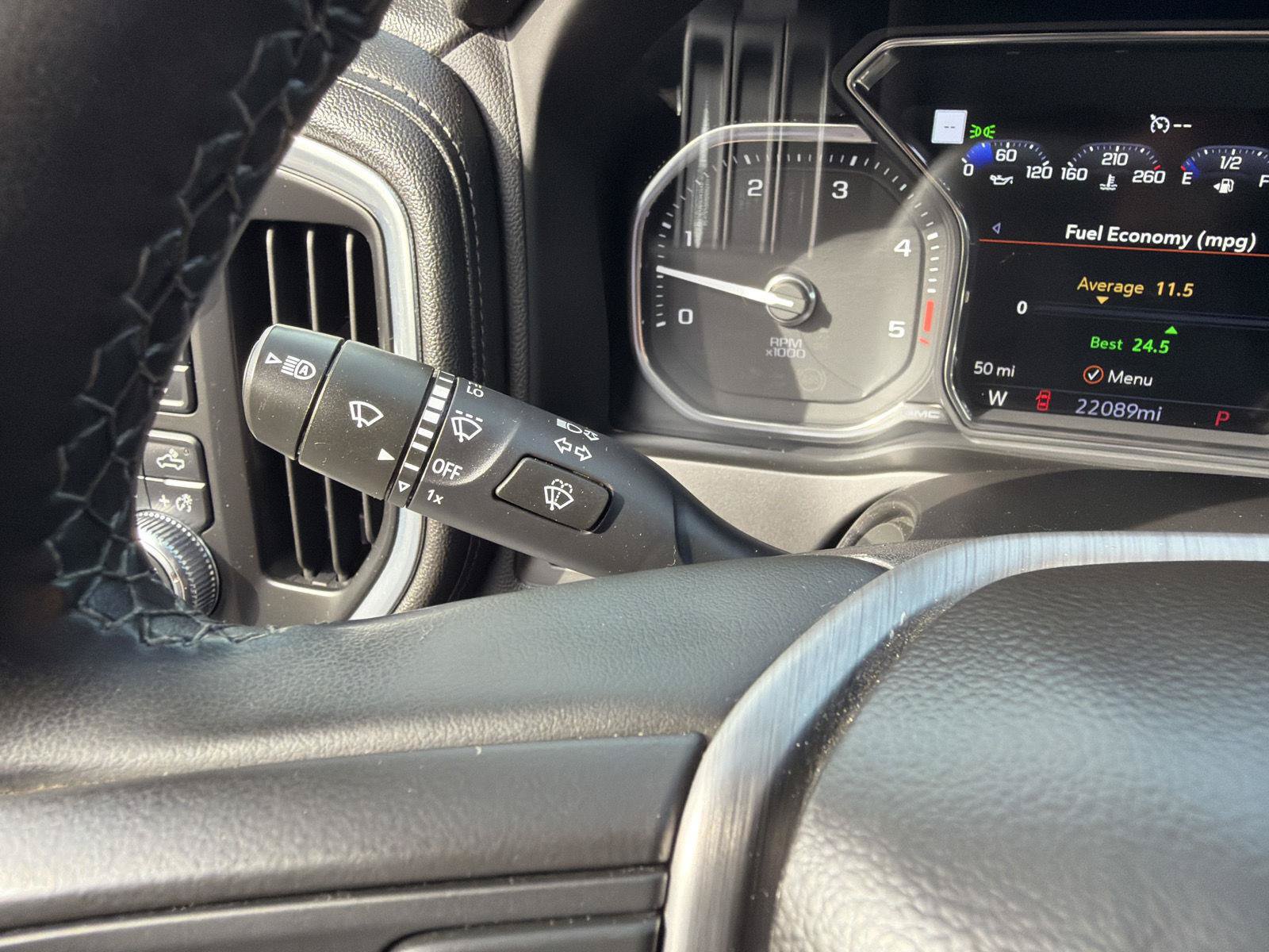 Used 2023 GMC Sierra 3500 Denali w/ Denali Ultimate Package AWD/4WD image 27