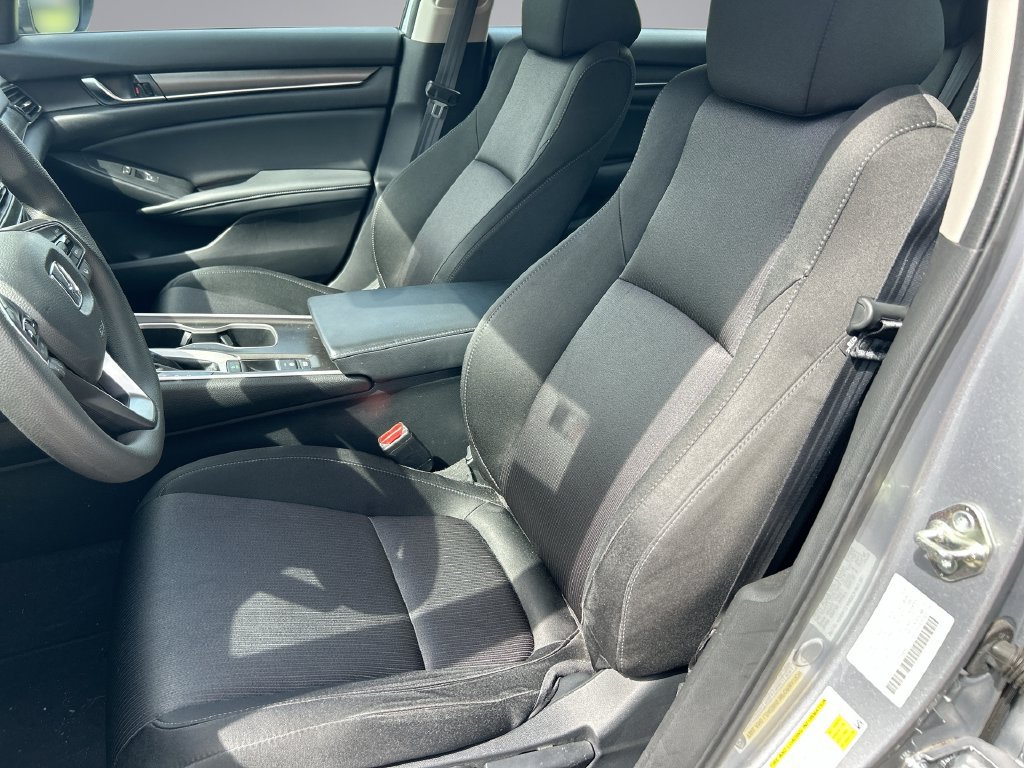 Used 2018 Honda Accord LX image 11