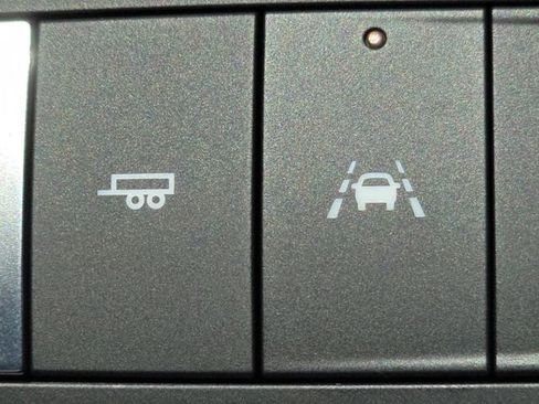 Used 2024 Chevrolet Silverado EV W/T image 6