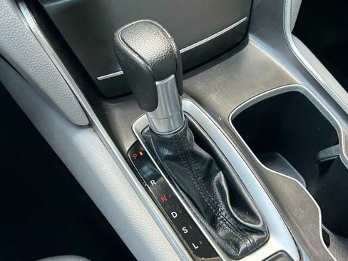 Used 2019 Honda Accord LX image 24