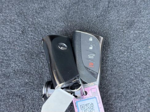 Used 2024 Lexus RX 350h w/ Convenience Package AWD/4WD image 22