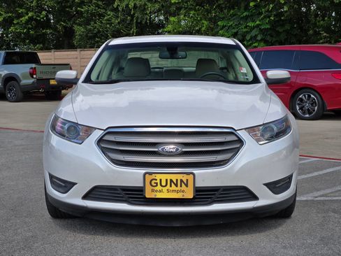 Used 2018 Ford Taurus SEL w/ Equipment Group 201A FWD image 8