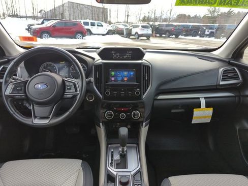 Used 2022 Subaru Forester Premium image 20