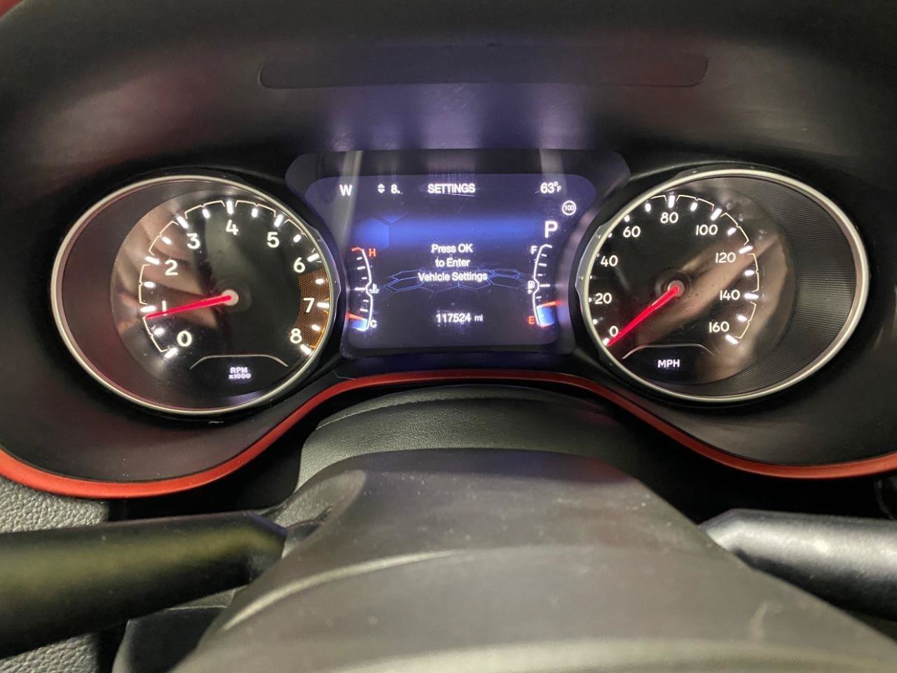 Used 2018 Jeep Compass Trailhawk w/ Cold Weather Group AWD/4WD image 18