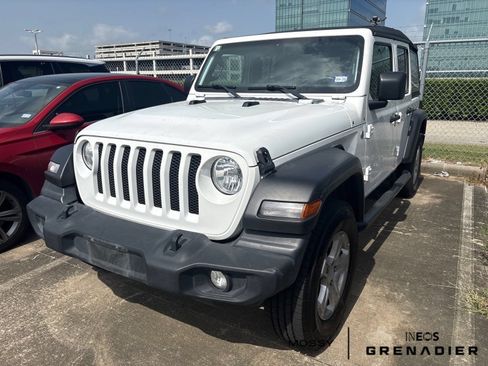 Used 2019 Jeep Wrangler Unlimited Sport S AWD/4WD image 2