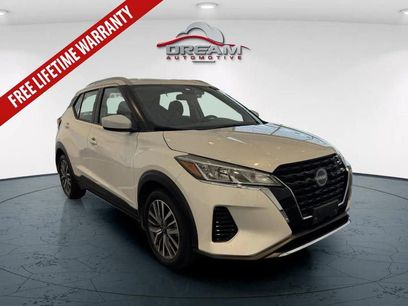 Used 2024 Nissan Kicks SV
