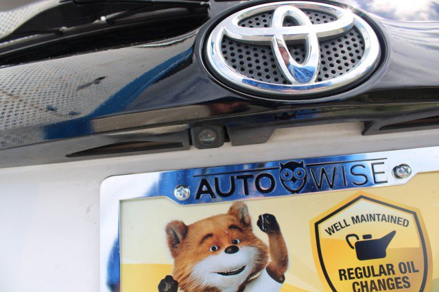 Used 2017 Toyota RAV4 SE FWD image 10