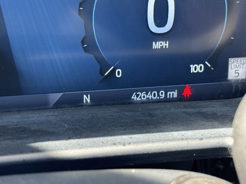 Used 2024 Ford F350 Lariat w/ Lariat Ultimate Package AWD/4WD image 12