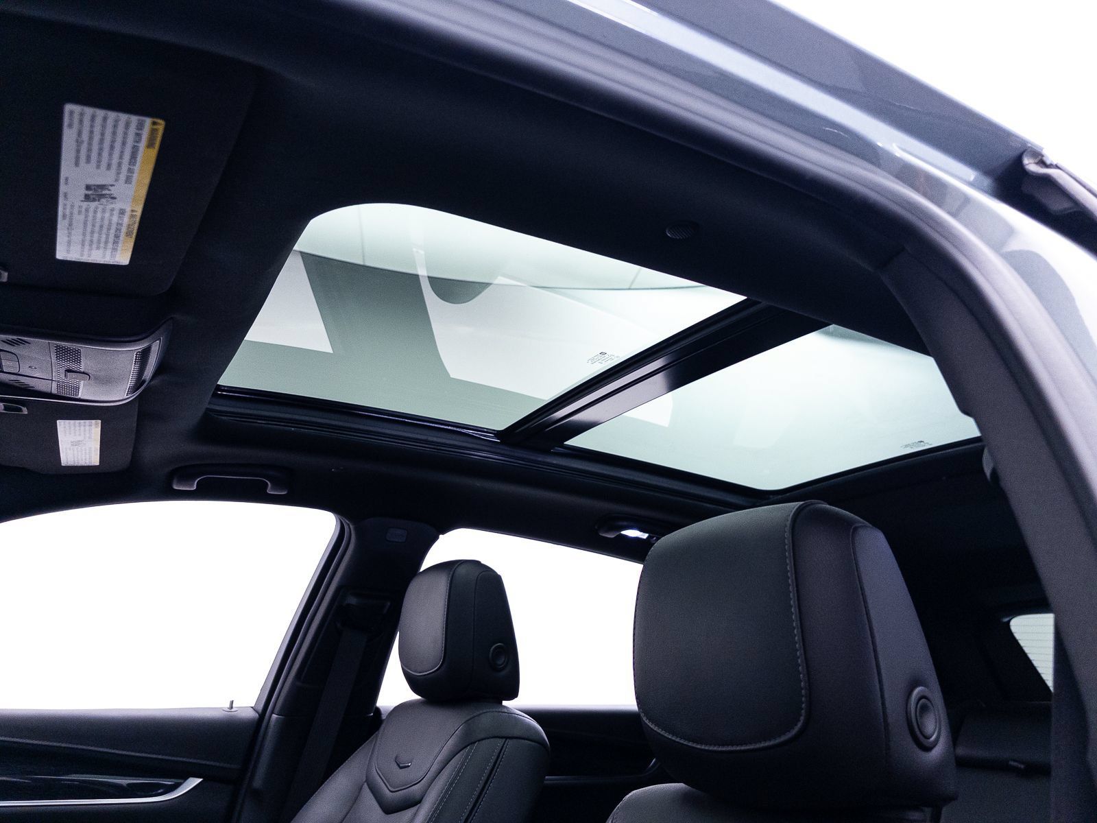 Used 2023 Cadillac XT5 Premium Luxury FWD image 5