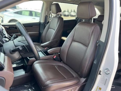 Used 2025 Honda Odyssey Touring image 10