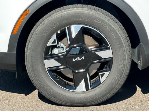 Certified 2026 Kia Sportage LX w/ LX Convenience Package AWD/4WD image 24