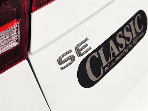 Used 2024 Volkswagen Tiguan Wolfsburg Edition image 12