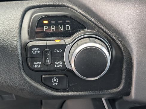 Used 2023 RAM 1500 Big Horn AWD/4WD image 25