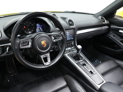 Used 2019 Porsche 718 Boxster GTS RWD image 2