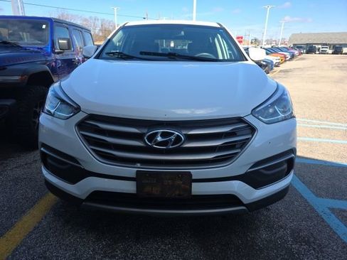 Used 2018 Hyundai Santa Fe Sport image 2
