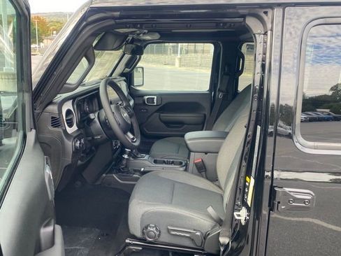 New 2026 Jeep Wrangler Sport S AWD/4WD image 15