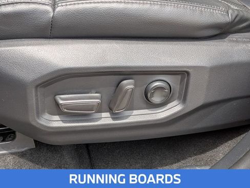 Used 2023 Toyota Tundra Limited w/ Power Package AWD/4WD image 15