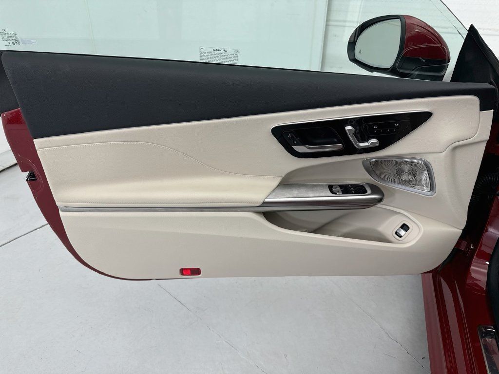 Used 2026 Mercedes-Benz CLE 300 4MATIC Coupe image 23