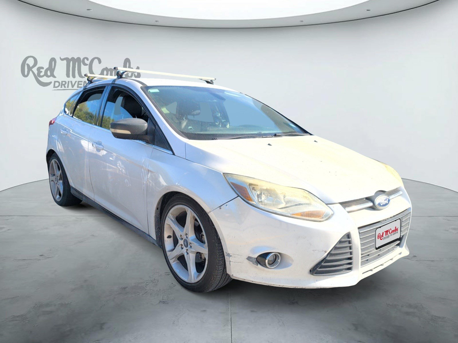 Used 2012 Ford Focus Titanium FWD image 2