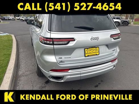 Used 2022 Jeep Grand Cherokee L Summit w/ Luxury Tech Group V AWD/4WD image 7